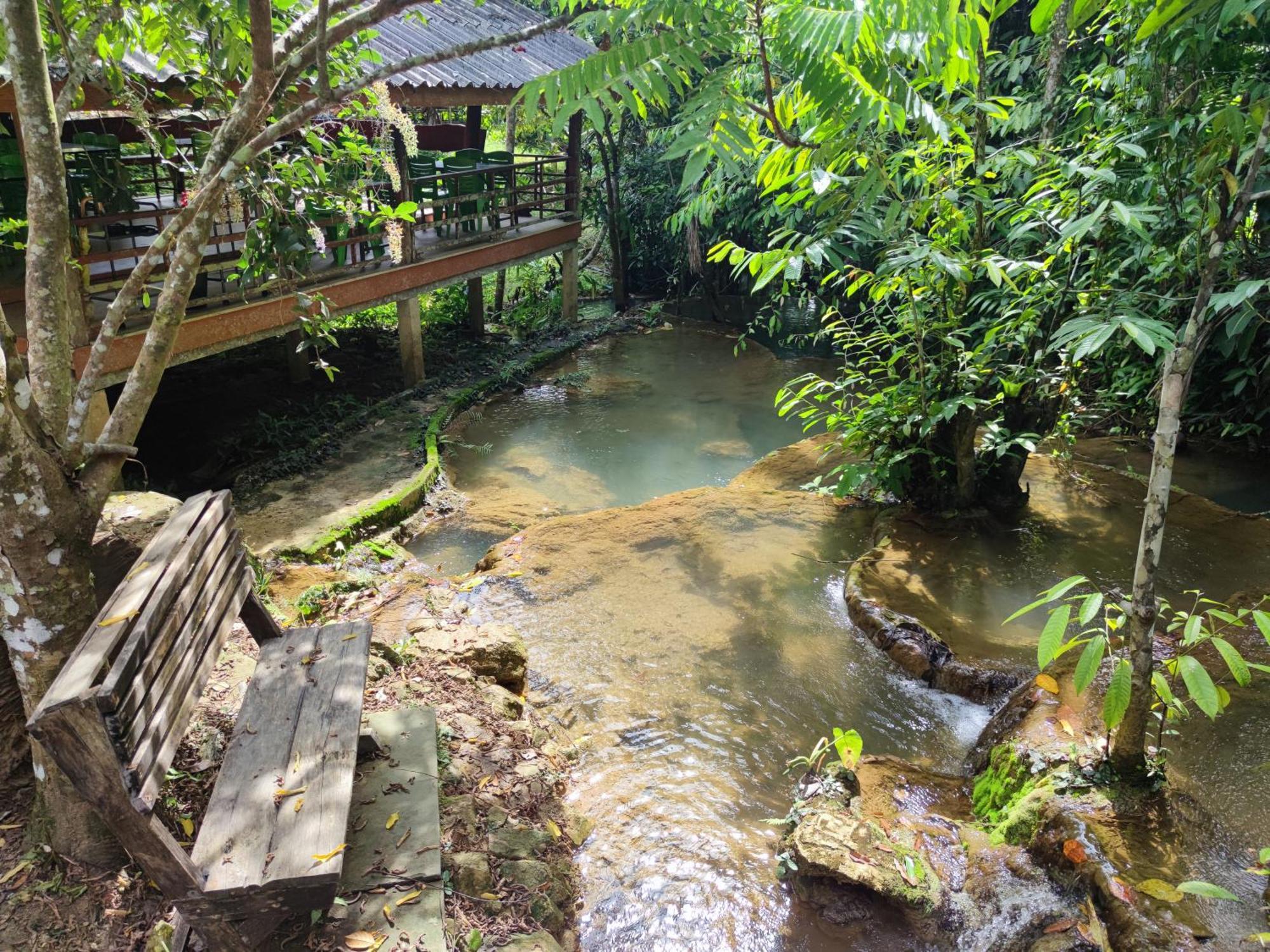 巴恩萨恩托尼丁住宿加早餐旅馆 沙敦 外观 照片