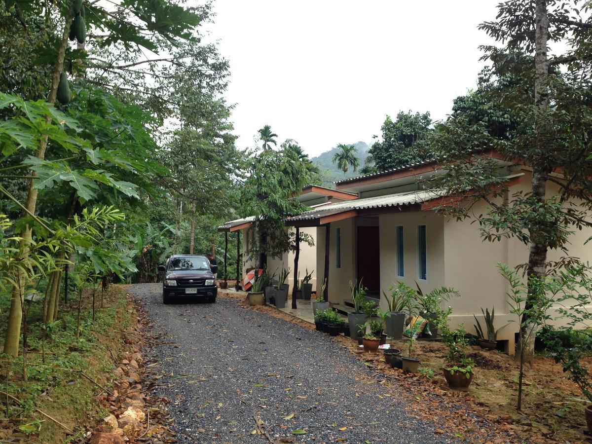 巴恩萨恩托尼丁住宿加早餐旅馆 沙敦 外观 照片