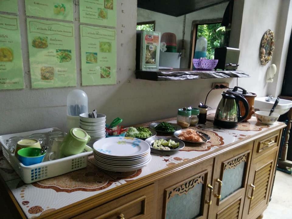 巴恩萨恩托尼丁住宿加早餐旅馆 沙敦 外观 照片